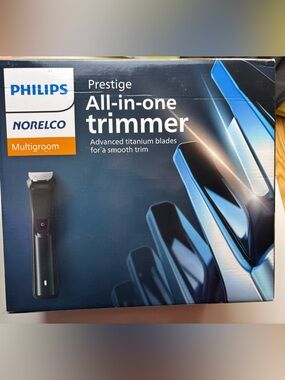Philips Norelco Multigroom 9000 Prestige All-in-One Trimmer
